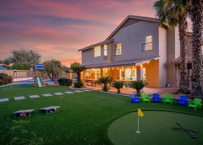 Private Pickleball Pool & Playground Holiday home