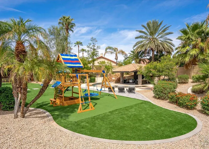 Holiday home Private Pickleball Pool & Playground *