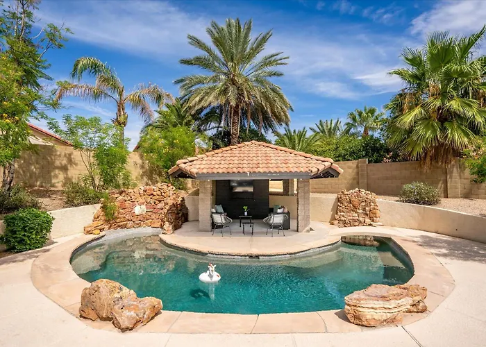 Private Pickleball Pool & Playground *