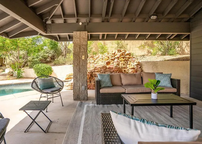 Private Pickleball Pool & Playground Holiday home *