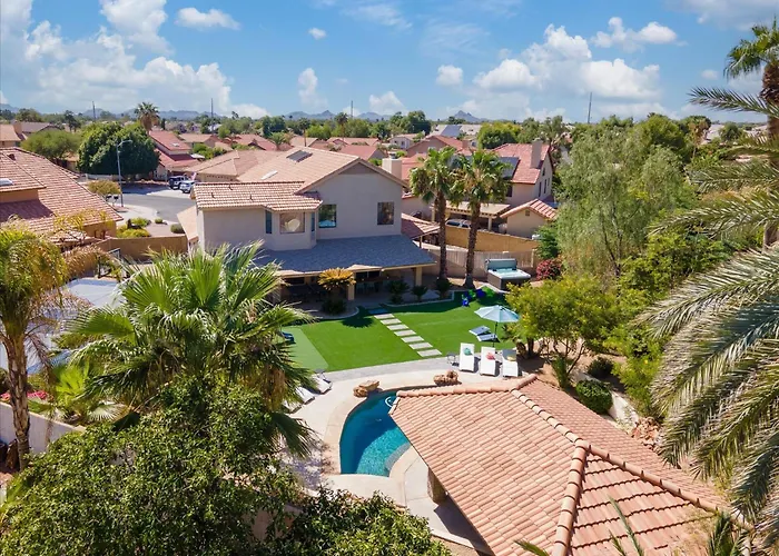 Private Pickleball Pool & Playground Holiday home