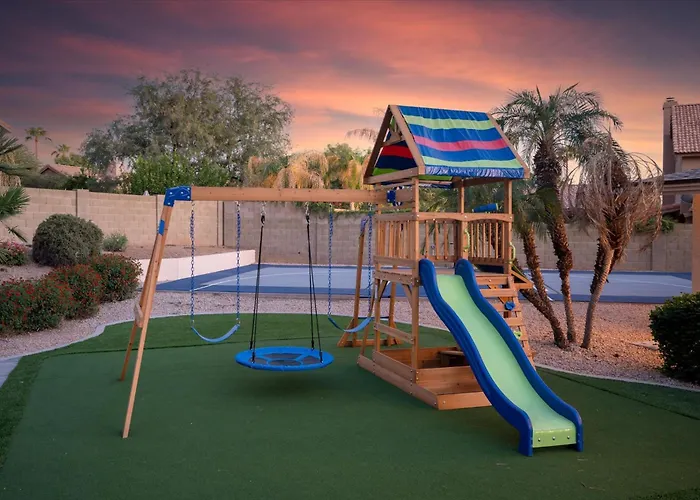 Holiday home Private Pickleball Pool & Playground
