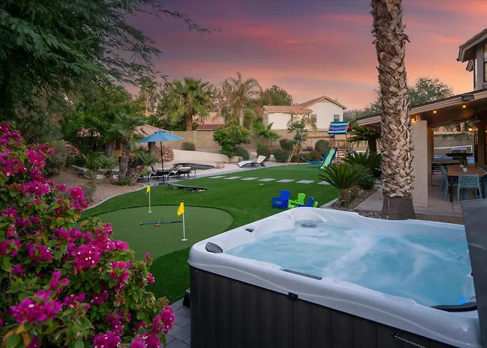 Holiday home Private Pickleball Pool & Playground *